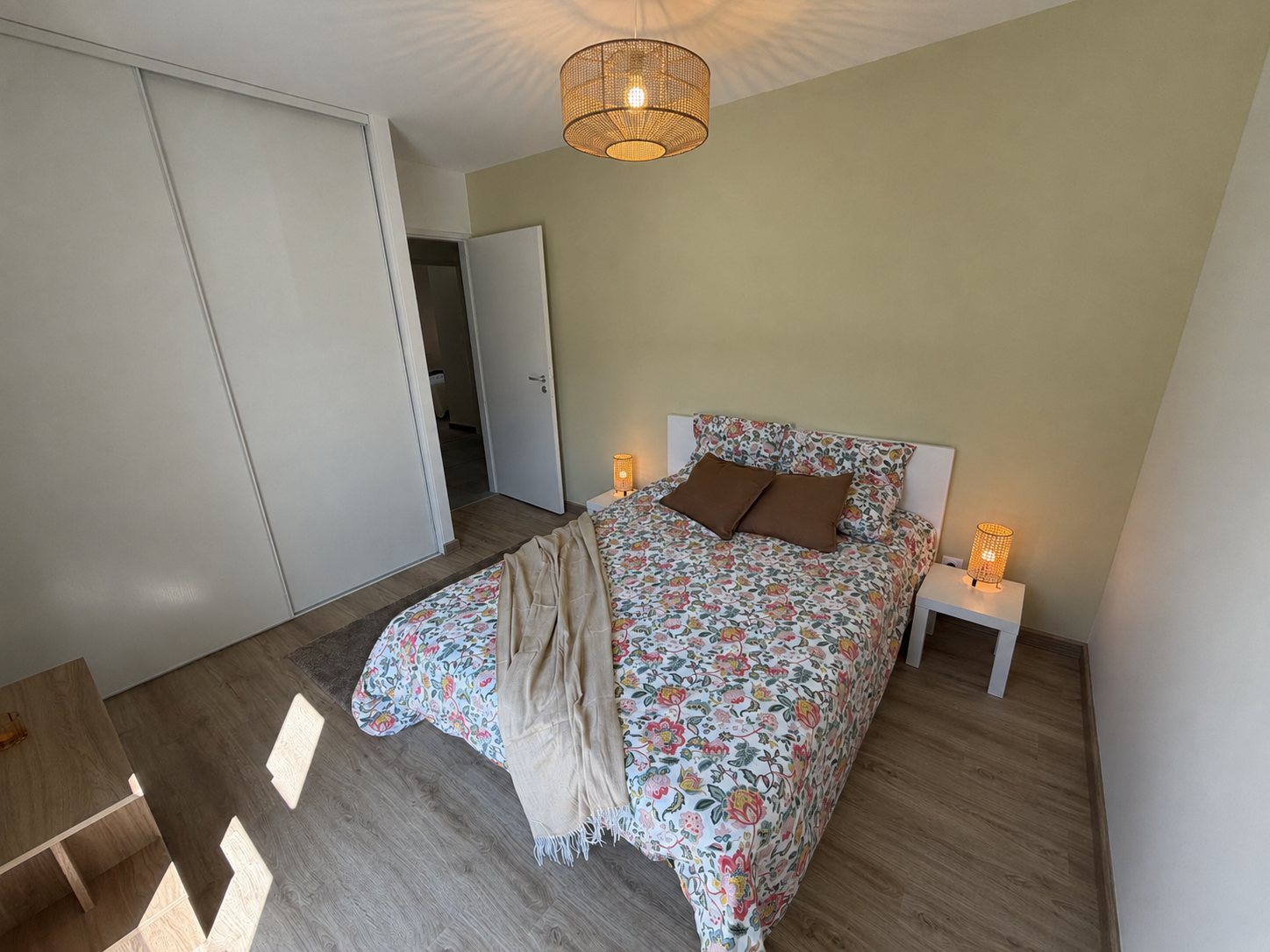 chambre-maison-vue-massif-du-vercors