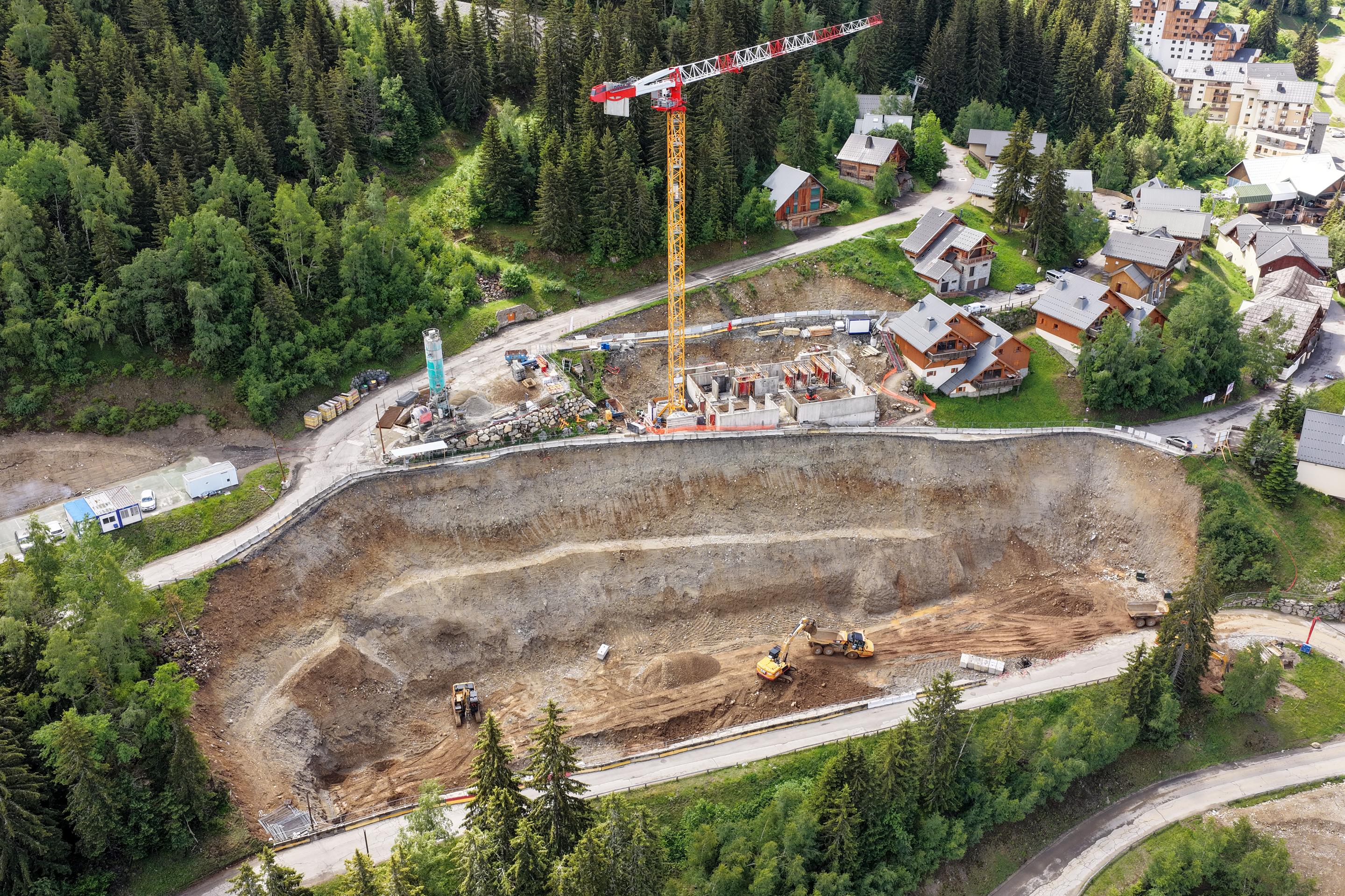 residence-oz-en-oisans-travaux-en-cours