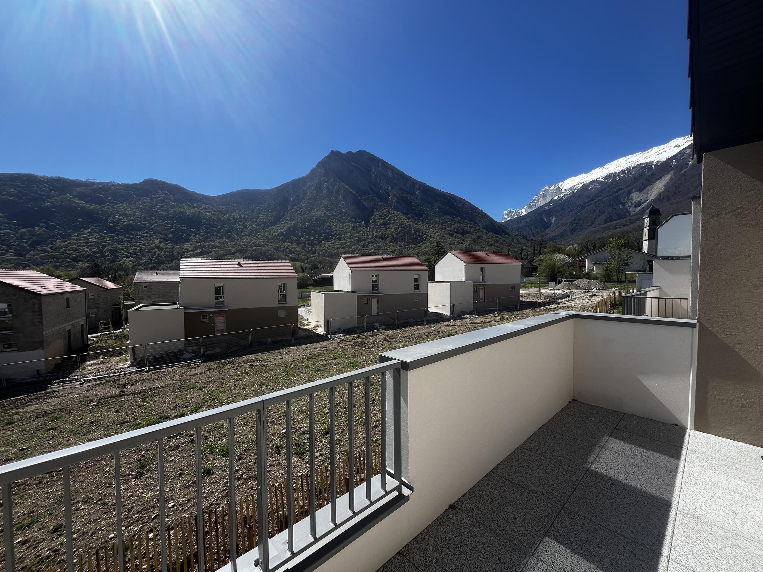 vue-terrasses-appartement-neuf-proche-grenoble